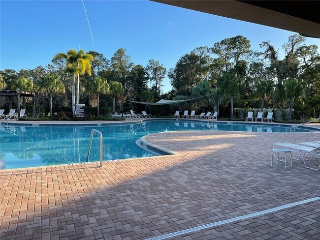 Foto del edificio - 18324 Canopy Pl