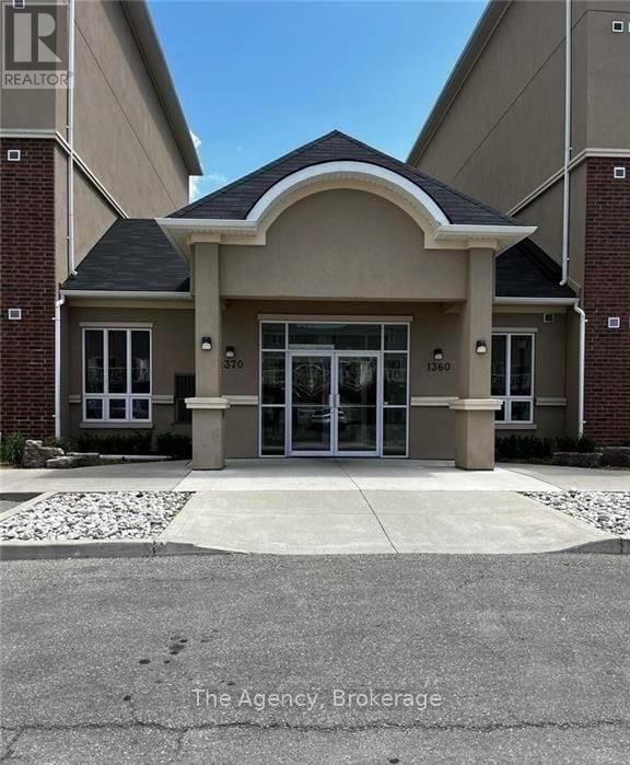 Photo principale - 1370 Costigan Rd