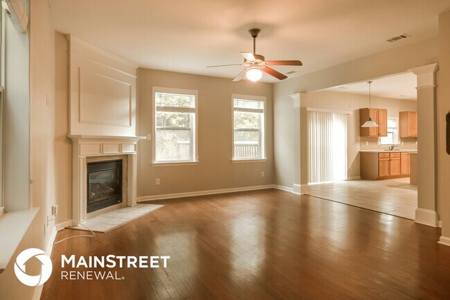 Foto del edificio - 6419 Stonelake Pl SW