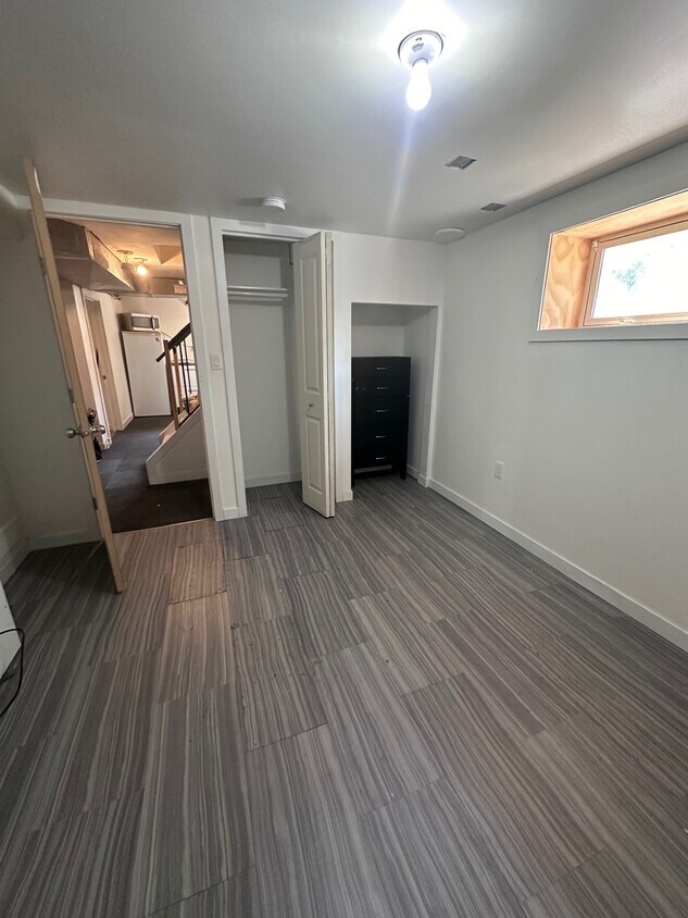 Photo principale - 830 Dudley Av