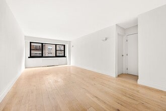 Building Photo - 235 E 87th St