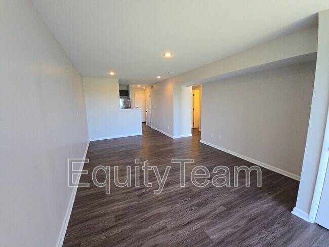 Foto del edificio - 2600 Bushnell St