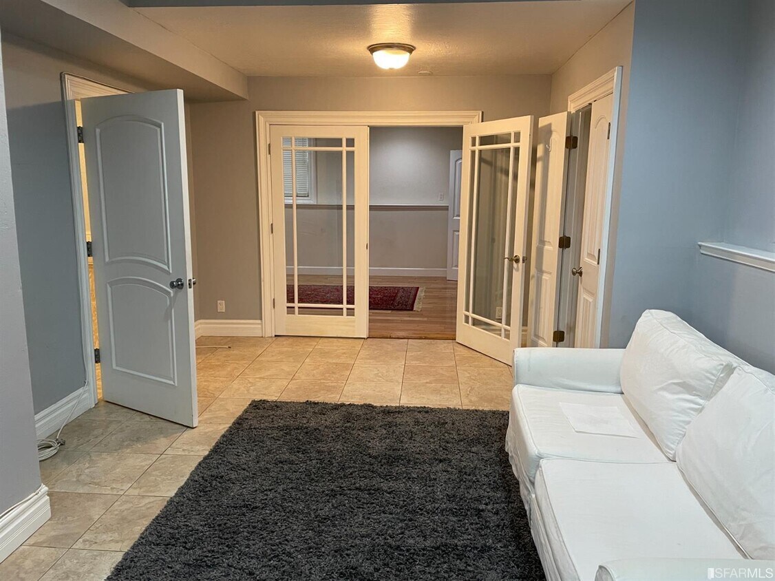 Foto principal - 2838 Franklin St