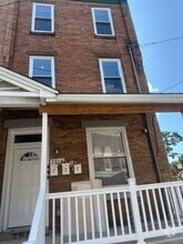 Building Photo - 1914 Rowan St
