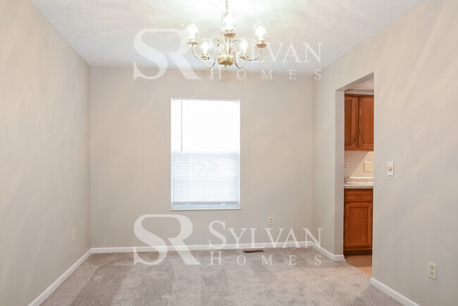 Building Photo - Carve Out a Great Life Here!