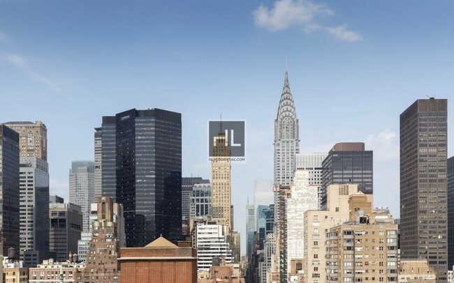 Building Photo - 120 E 34th St