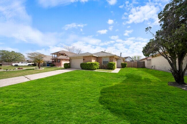 Foto del edificio - 15242 Peachmeadow Ln