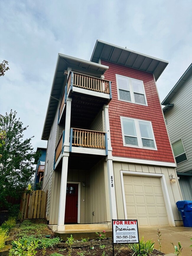 Building Photo - 878 Limelight Ave NW
