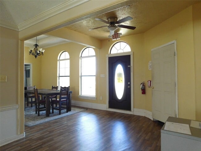 Foto del edificio - 13203 US-59