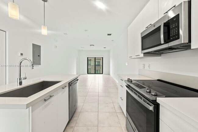 Foto del edificio - 8301 NW 41st St