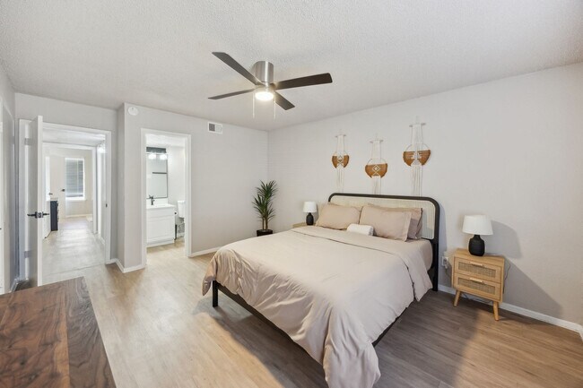 Foto del edificio - 2537 Thomason Cir