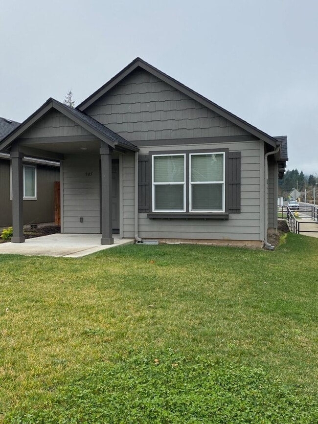 Building Photo - 905 S Goshen-Divide Hwy