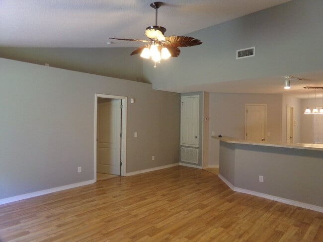 Building Photo - Beulah 4BR Home in Audrey Plantation Near Navy Federal with Side-Entry Garage & Fenced Backyard