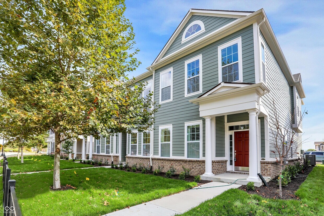 Primary Photo - 526 Gilder Dr