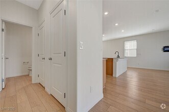 Building Photo - 2986 Gallarate Dr