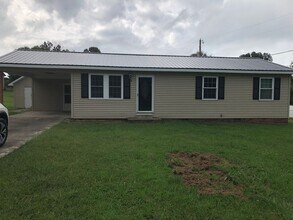 Building Photo - 1004 Red Fox Dr