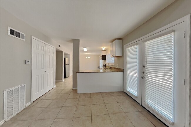 Foto del edificio - 4474 W Cypress Villas Dr