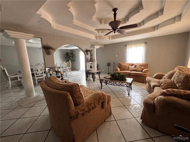 Foto del edificio - 11 N La Homa Rd