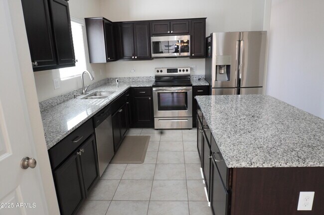 Foto del edificio - 2198 St Bonita Ln