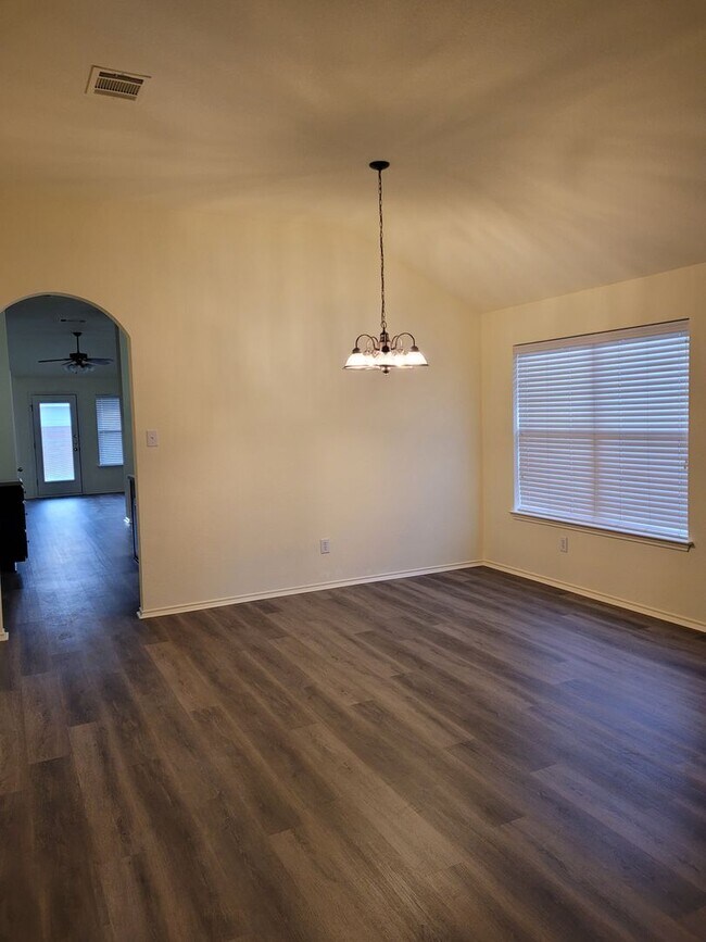 Foto del edificio - Great Round Rock Home - Available Now!