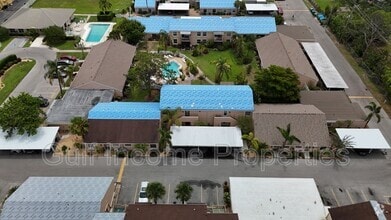 Building Photo - 6228 7th Ave W