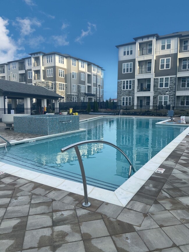 Tapestry Turfway 4787 Houston Rd Florence, KY