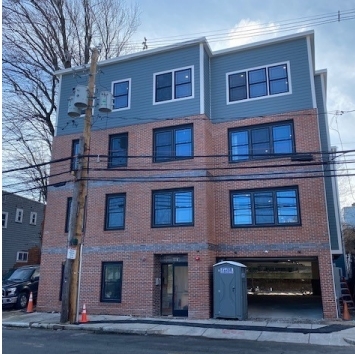Building Photo - 119-121 Addison St