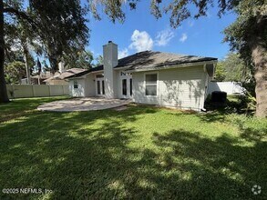 Building Photo - 440 Crescent Pond Dr