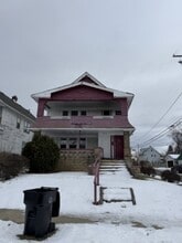 Building Photo - 3615 E 146th St