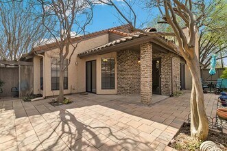 Building Photo - 777 Custer Rd