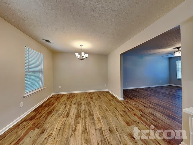 Building Photo - 3892 Alderwoods Dr