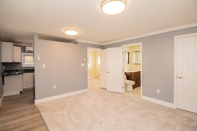 Foto del edificio - 80 Brigham Rd