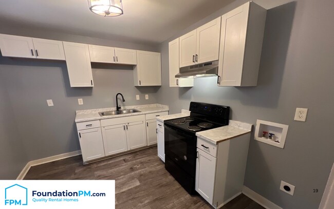 Foto del edificio - 3075 Debby St