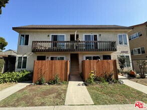 Building Photo - 11910 Avon Way