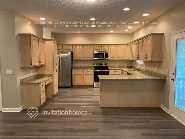 Foto del edificio - 6975 Calderwood Dr