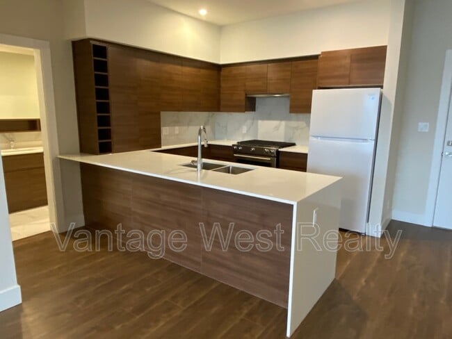 Building Photo - 1925-1925 Enterprise Way