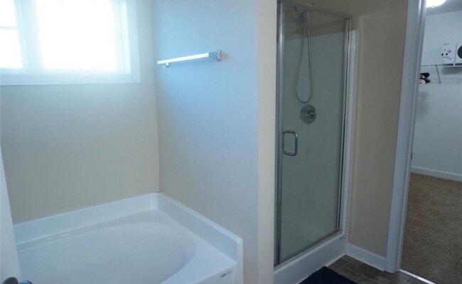 Building Photo - 1661 Stackhouse Dr
