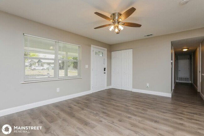 Foto del edificio - 6424 ALADDIN, ORLANDO, FL 32818