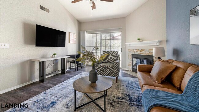 Foto del edificio - 3201 Duval Rd