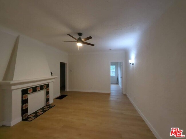 Foto del edificio - 1203 E 15th St