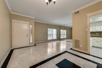 Building Photo - 1300 Augusta Dr