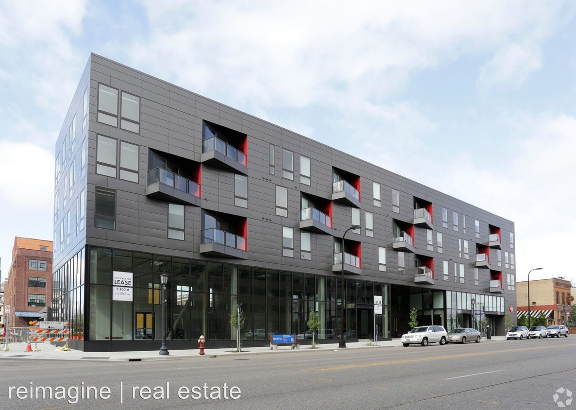 Primary Photo - 915 N Washington Ave