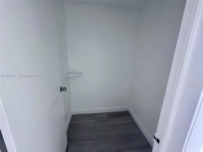 Building Photo - 15720 NW 44th Ct