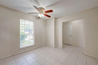 Building Photo - 3507 Cabin Pl
