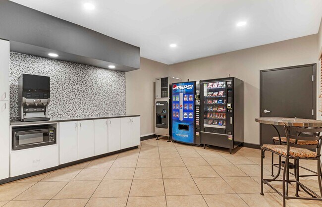 Foto del edificio - Furnished Studio-Bartlesville - Hwy 75