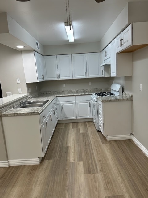 Building Photo - 14731 Erwin St