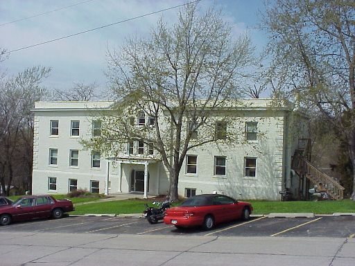 Foto del edificio - College Park Apartments