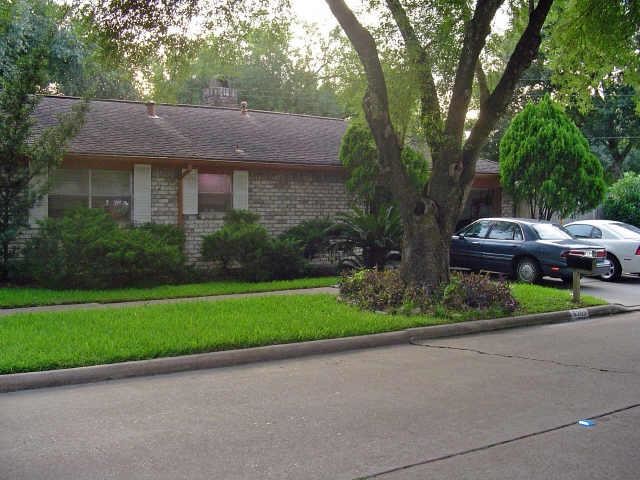Foto del edificio - 6202 Wagonwheel Cir