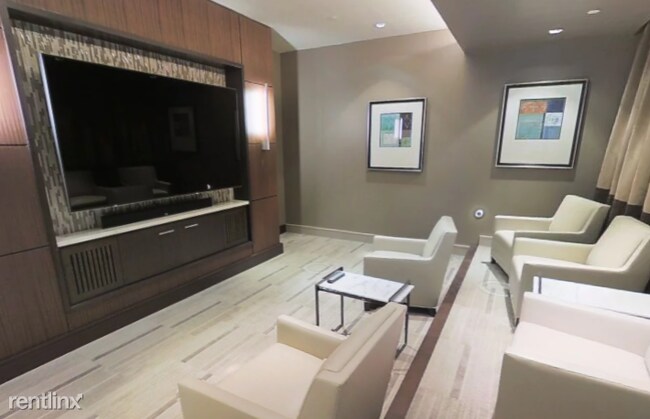 Foto del edificio - Studio, 1 bath  - 200 Pier 4 Blvd Unit 41