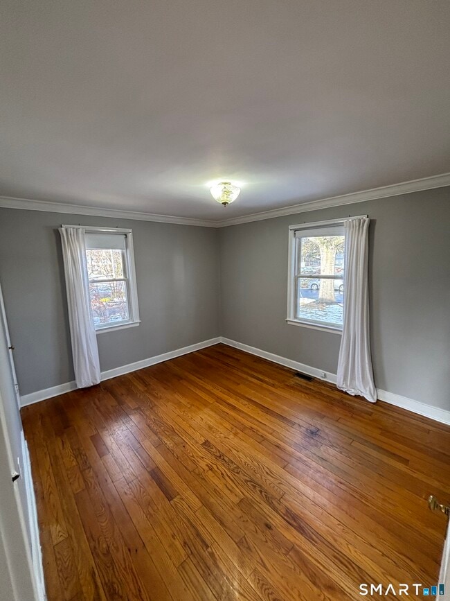 Building Photo - 9 S Pine Creek Ct